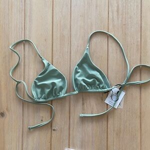 Jade Swim Via Bikini Top : Medium NWT